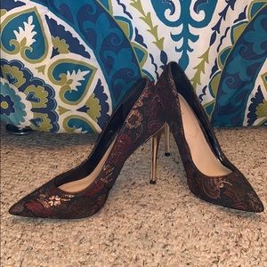 Fancy Tapestry Print Heel